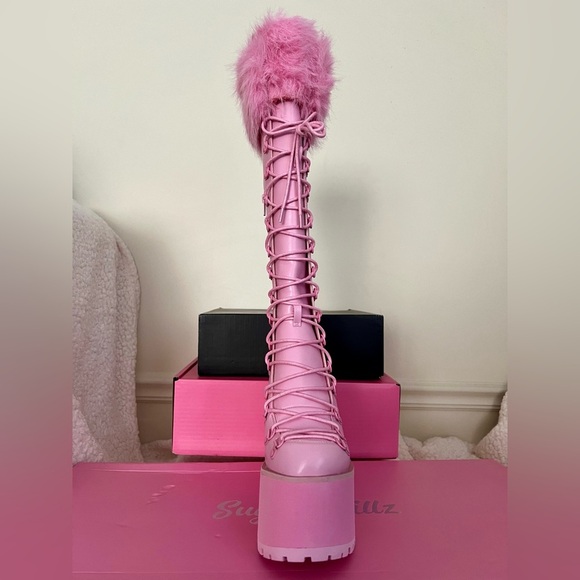 NIB Dolls Kill Sugar Thrillz Dollish Delight Platform Boots Faux Leather & Fur 💕 - Picture 10 of 16